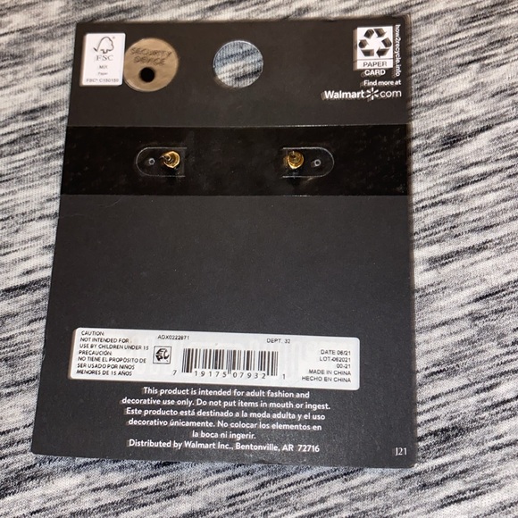 No Boundaries Light Pink and Gold Dangly Tiered Hearts Costume Jewelry Earrings - Picture 4 of 6